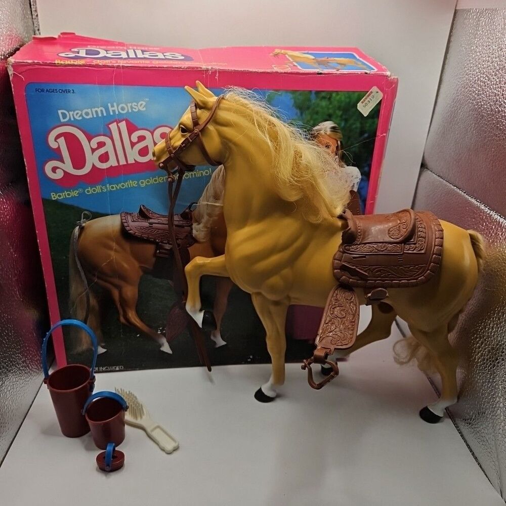 #3312 Dream Horse Dallas Barbie golden palomini mattel vtg 1984 Some Accessories